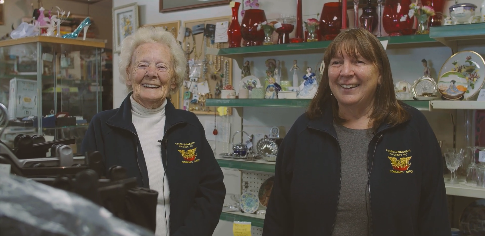 Tina and Jocelyn at the PPFC community shop
